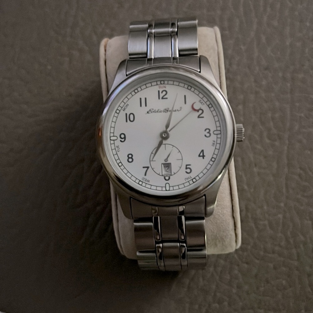 Mens silver tone Eddie Bauer wrist watch